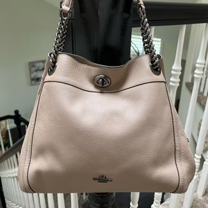 Coach shoulder bag beige mint condition